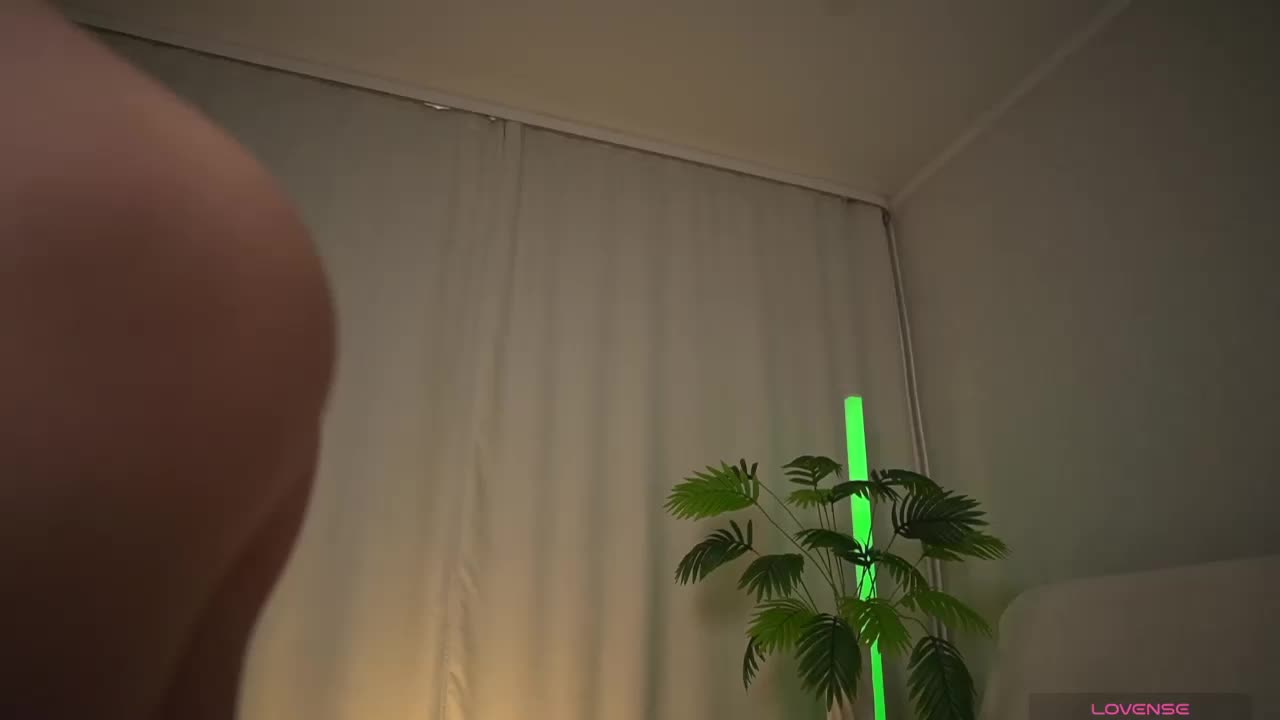 Eva_ Cam Model Chat November 1, 2025