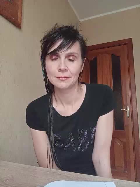 Hellenalonenochka Cam Model Chat November 1, 2025