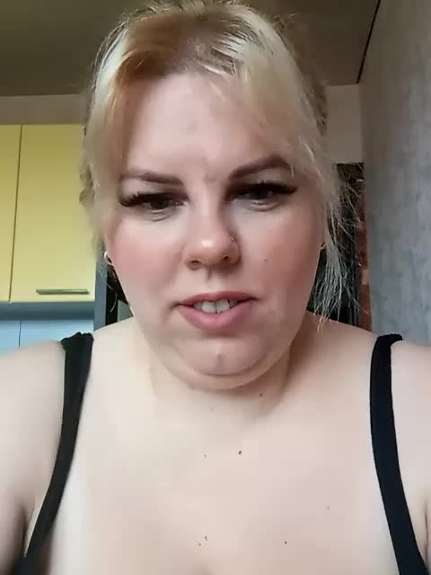 blondy_girl1499 Cam Model Chat November 1, 2025