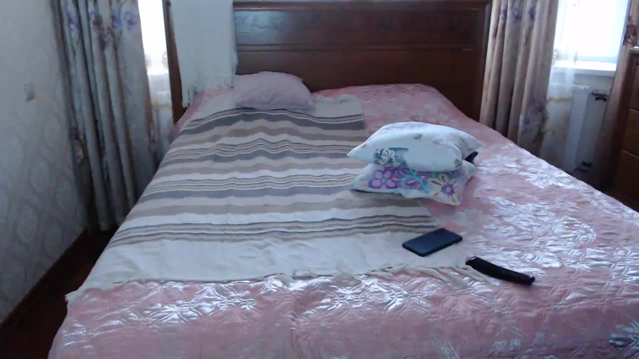 MonaMonako Cam Model Chat November 1, 2025