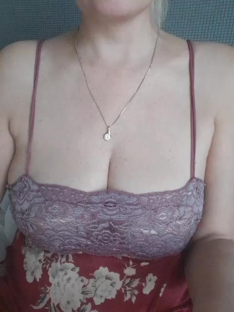 SexiestJess45 Cam Model Chat November 1, 2025