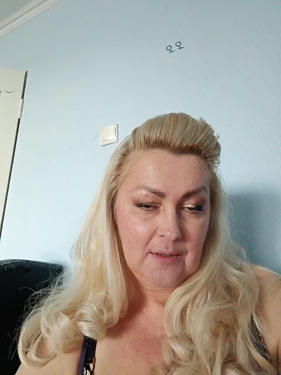 vetlaru Cam Model Chat November 1, 2025