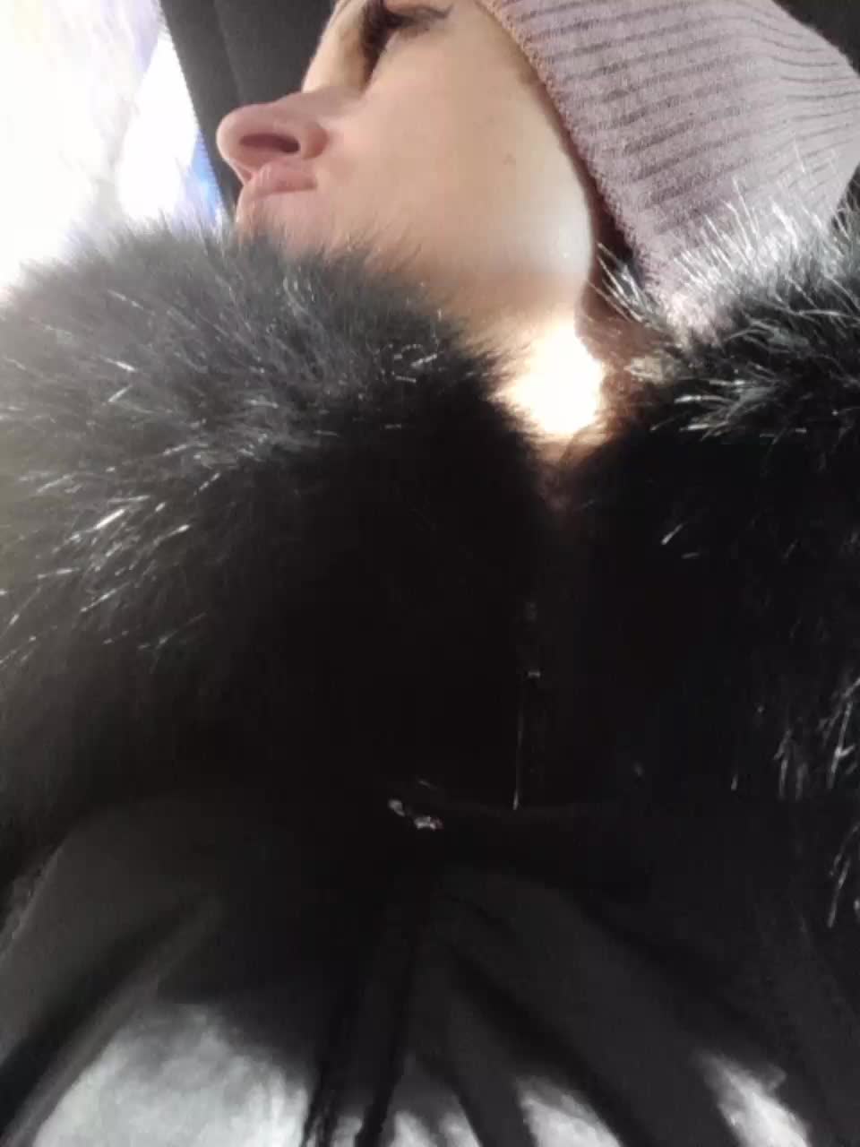 N-I-M-F-O-M-A-N-K-A Cam Model Chat November 1, 2025