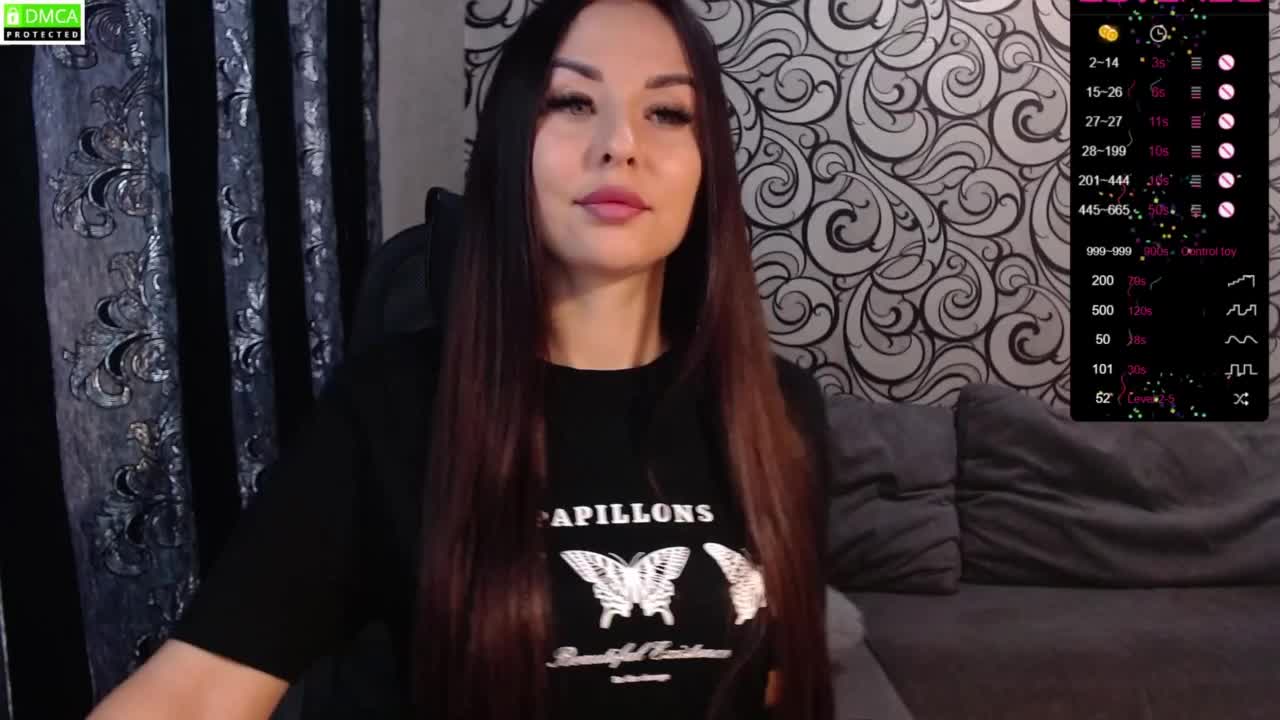 --777-- Cam Model Chat November 1, 2025