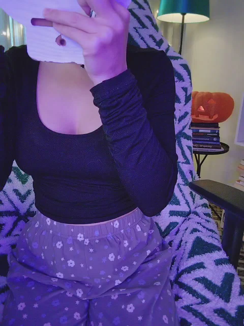 MyLittlegi Cam Model Chat November 1, 2025