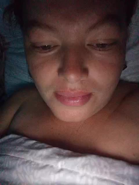 Raspberry_Rum Cam Model Chat November 1, 2025