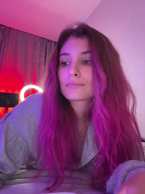 FOX69LOVE Cam Model Chat November 1, 2025