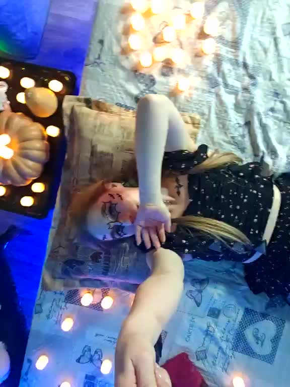 kiskaWEDNESDAY Cam Model Chat November 1, 2025