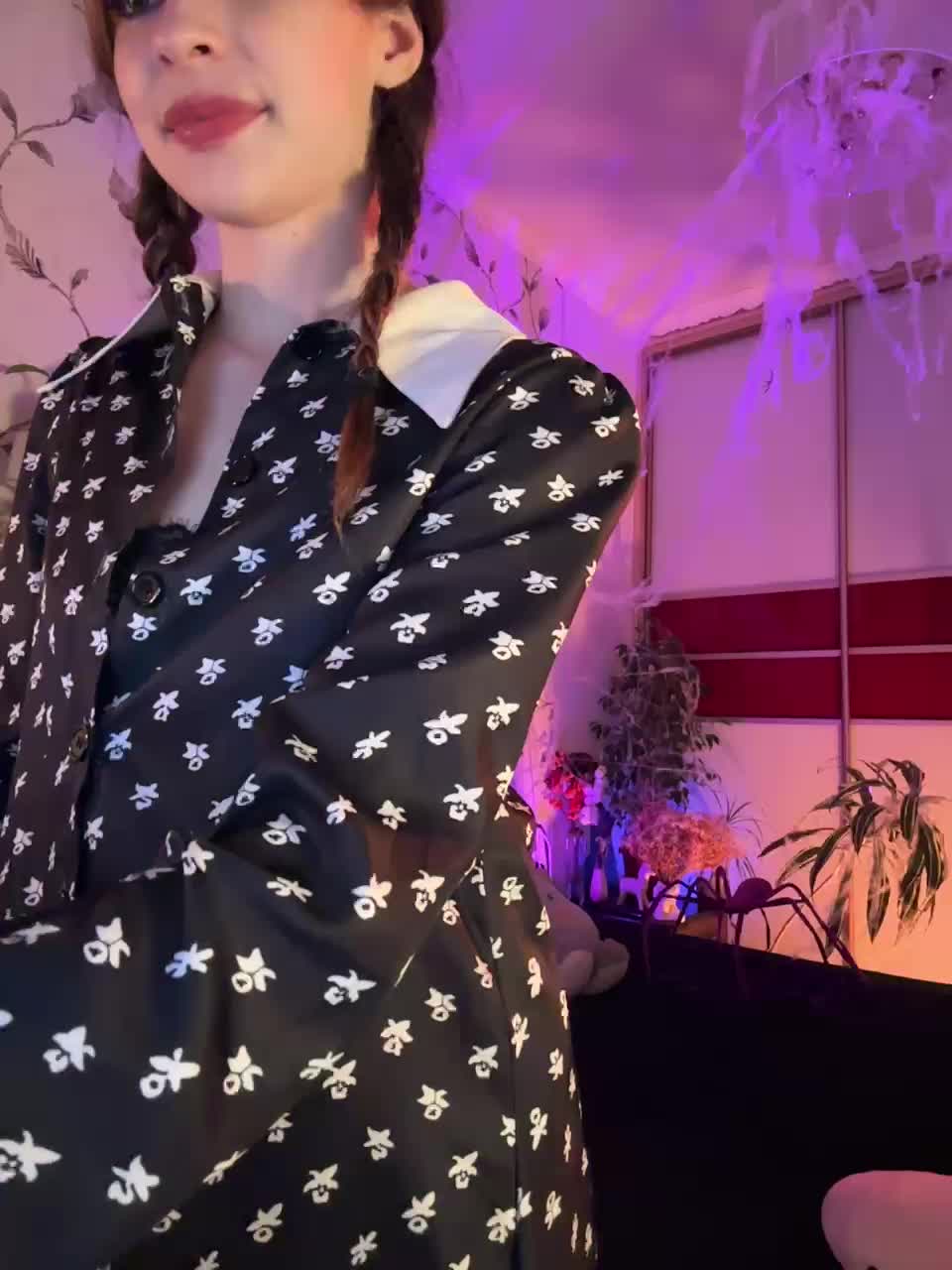 WednesdayFridayAddams Cam Model Chat November 1, 2025