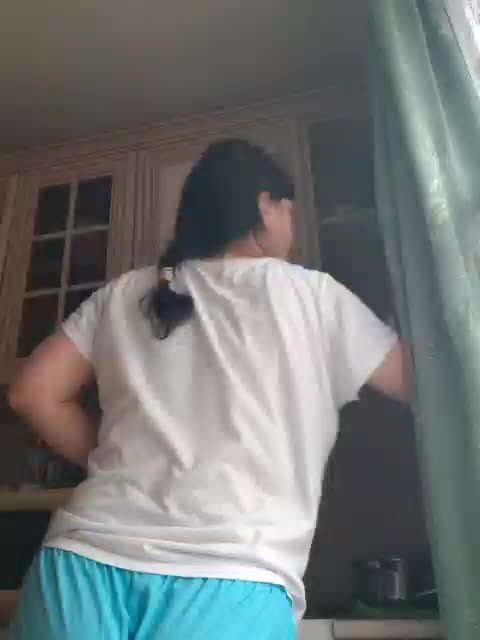 Zlykaa Cam Model Chat November 1, 2025