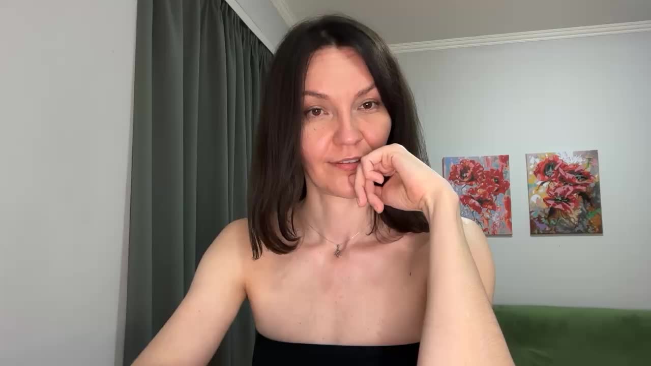 _lastochka_ Cam Model Chat November 1, 2025