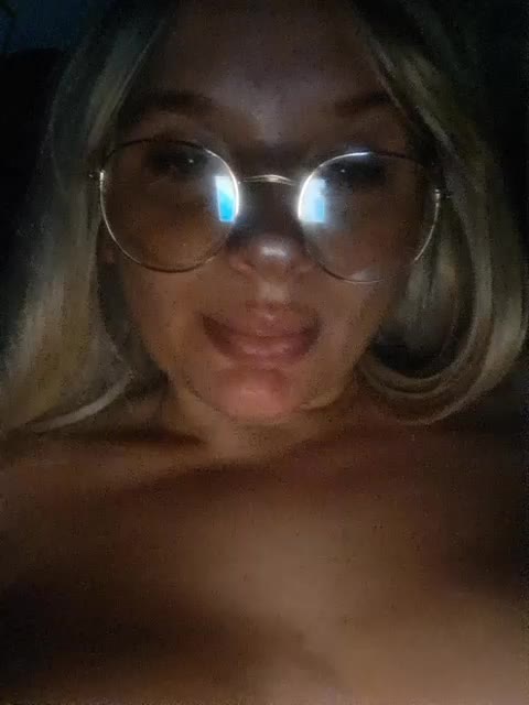 Merry-go-round1 Cam Model Chat November 1, 2025