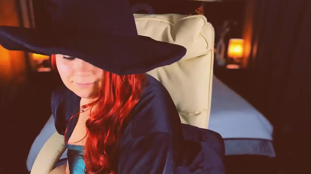 BettyDark Cam Model Chat November 1, 2025