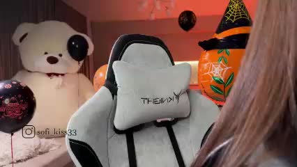 Sofi-Mi Cam Model Chat November 1, 2025