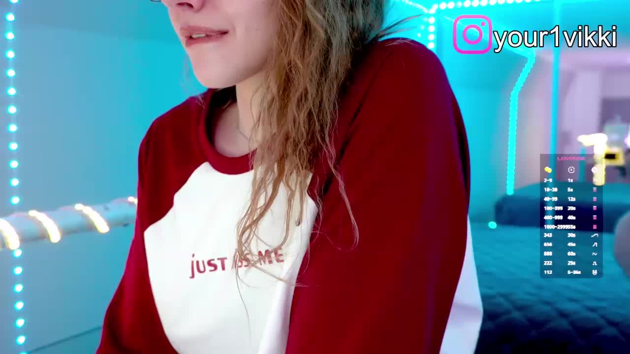 VikkiExtraCheese Cam Model Chat November 1, 2025
