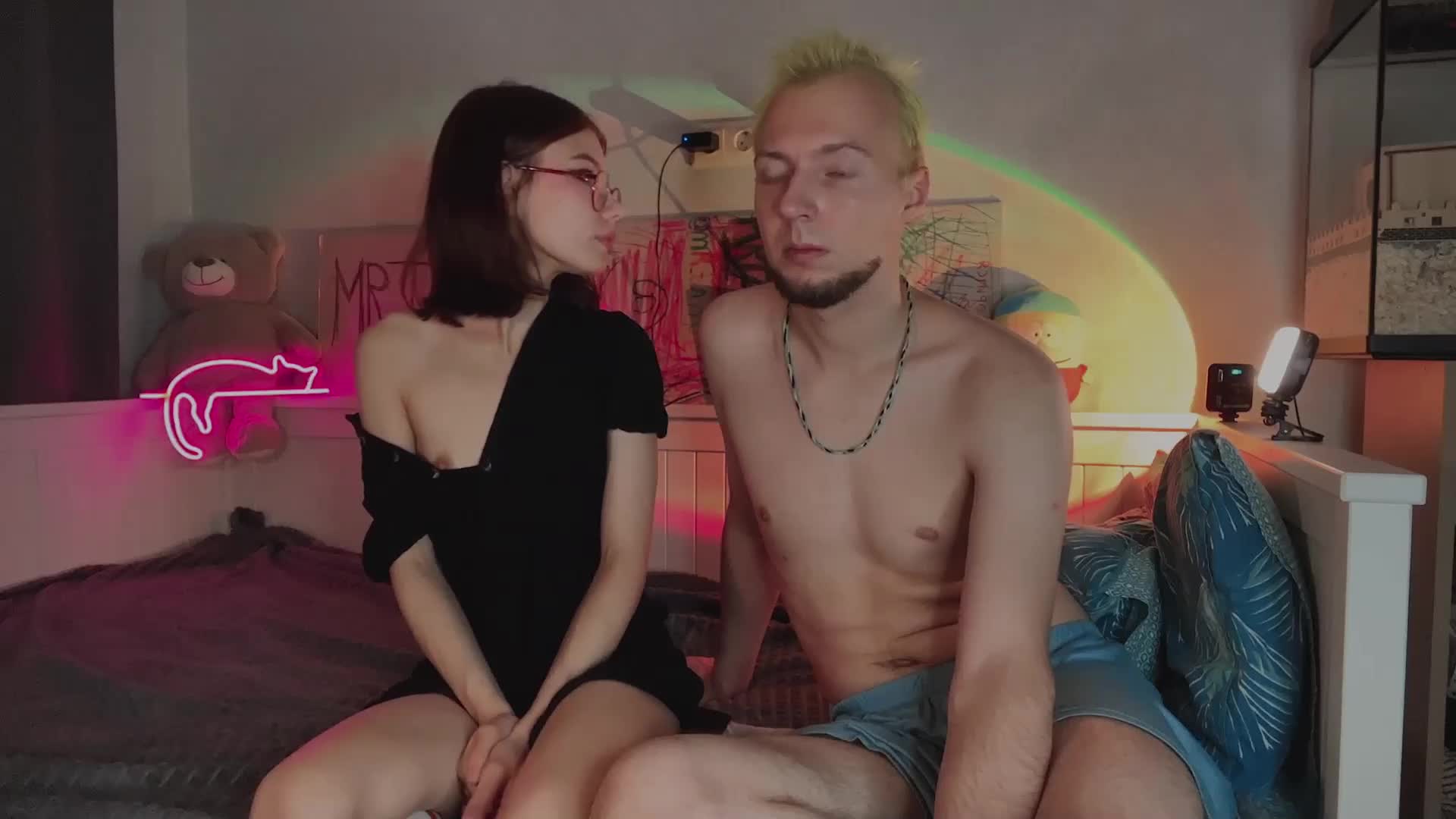 Z0mb1el0ll1 Cam Model Chat November 1, 2025