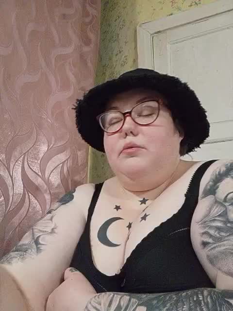 Svetlanka86 Cam Model Chat November 1, 2025