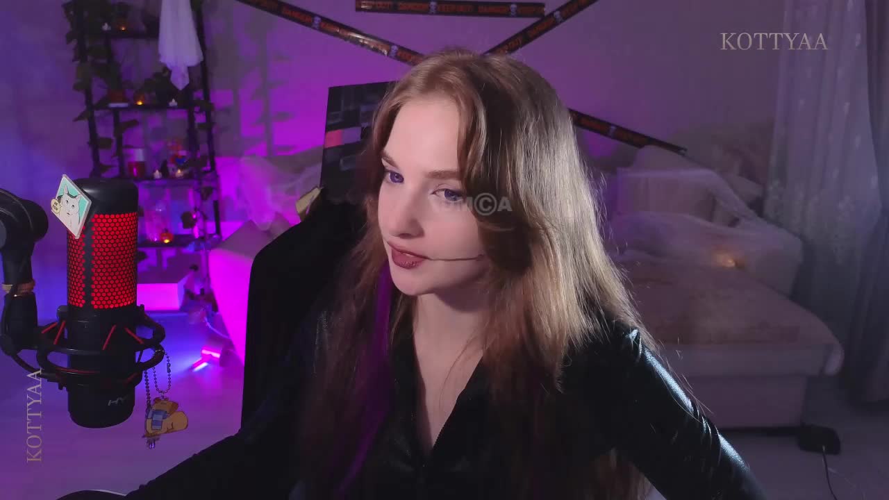 KOTTYAA Cam Model Chat November 1, 2025