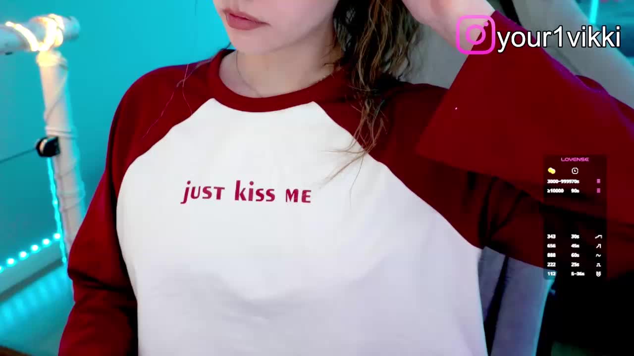 VikkiExtraCheese Cam Model Chat November 1, 2025