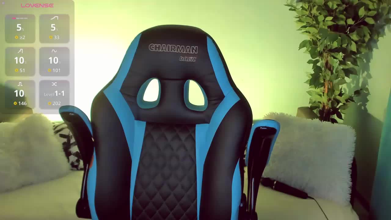 GloriaGrays Cam Model Chat November 1, 2025