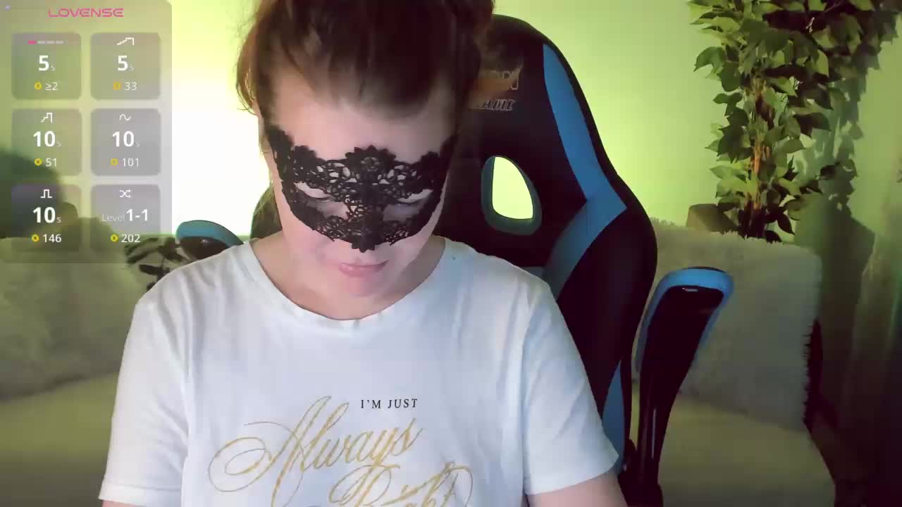 GloriaGrays Cam Model Chat November 1, 2025