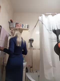 Blondi_Love Cam Model Chat November 1, 2025