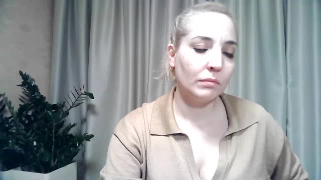 mariska-kiska Cam Model Chat November 1, 2025