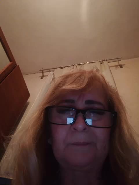 Alina1965 Cam Model Chat November 1, 2025