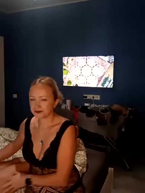 KrasotkaS Cam Model Chat November 1, 2025