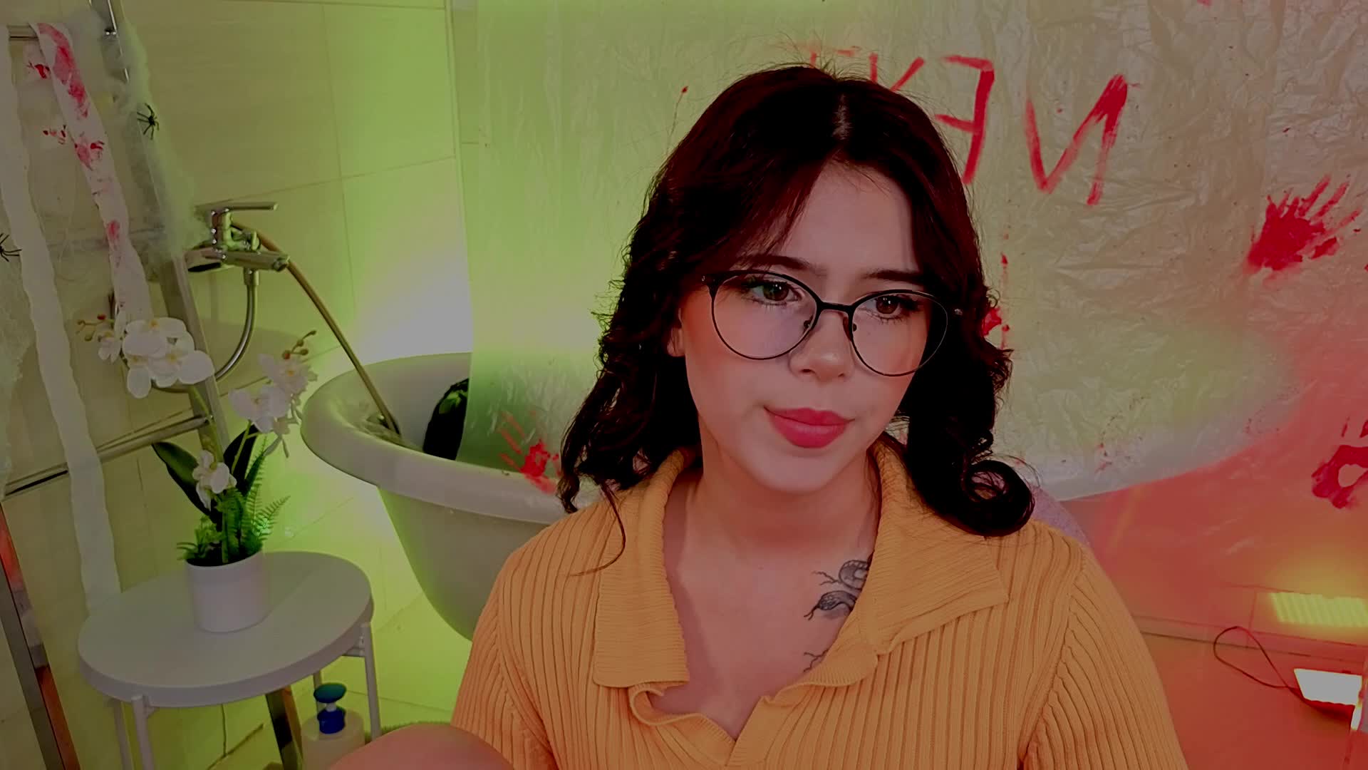 CoralineJones Cam Model Chat November 1, 2025