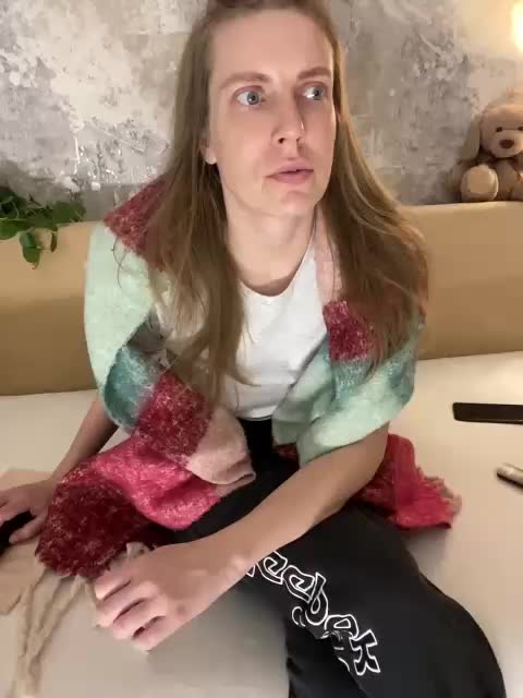 _I_123 Cam Model Chat November 1, 2025