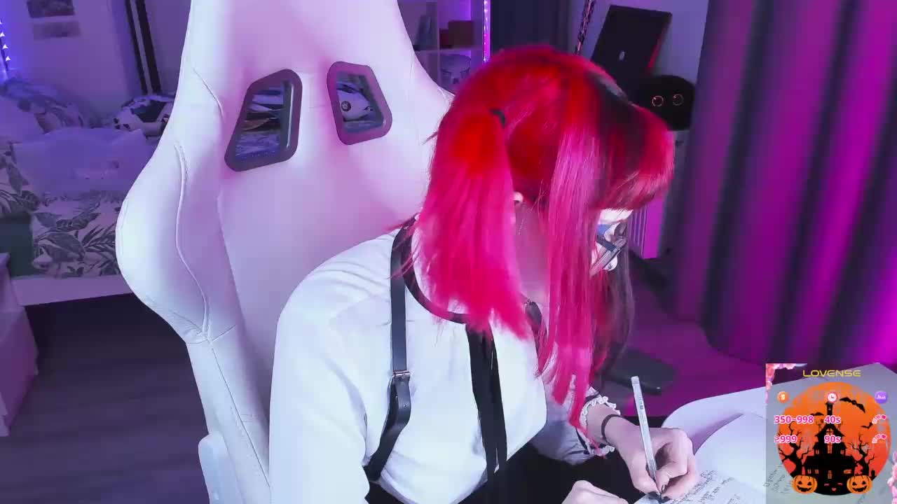 Yumi_Youkai Cam Model Chat November 1, 2025