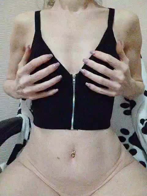 SWeet_Lana_24 Cam Model Chat November 1, 2025