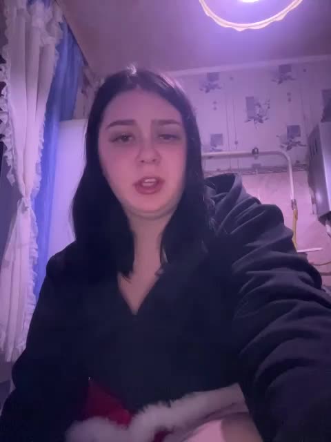 alyavass1 Cam Model Chat November 1, 2025