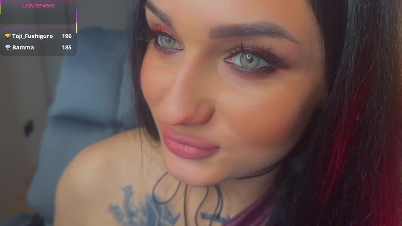 fatalefemme Cam Model Chat November 1, 2025