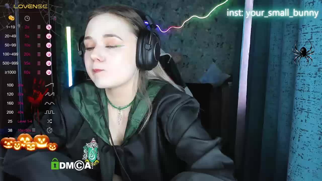 your-small-bunny Cam Model Chat November 1, 2025