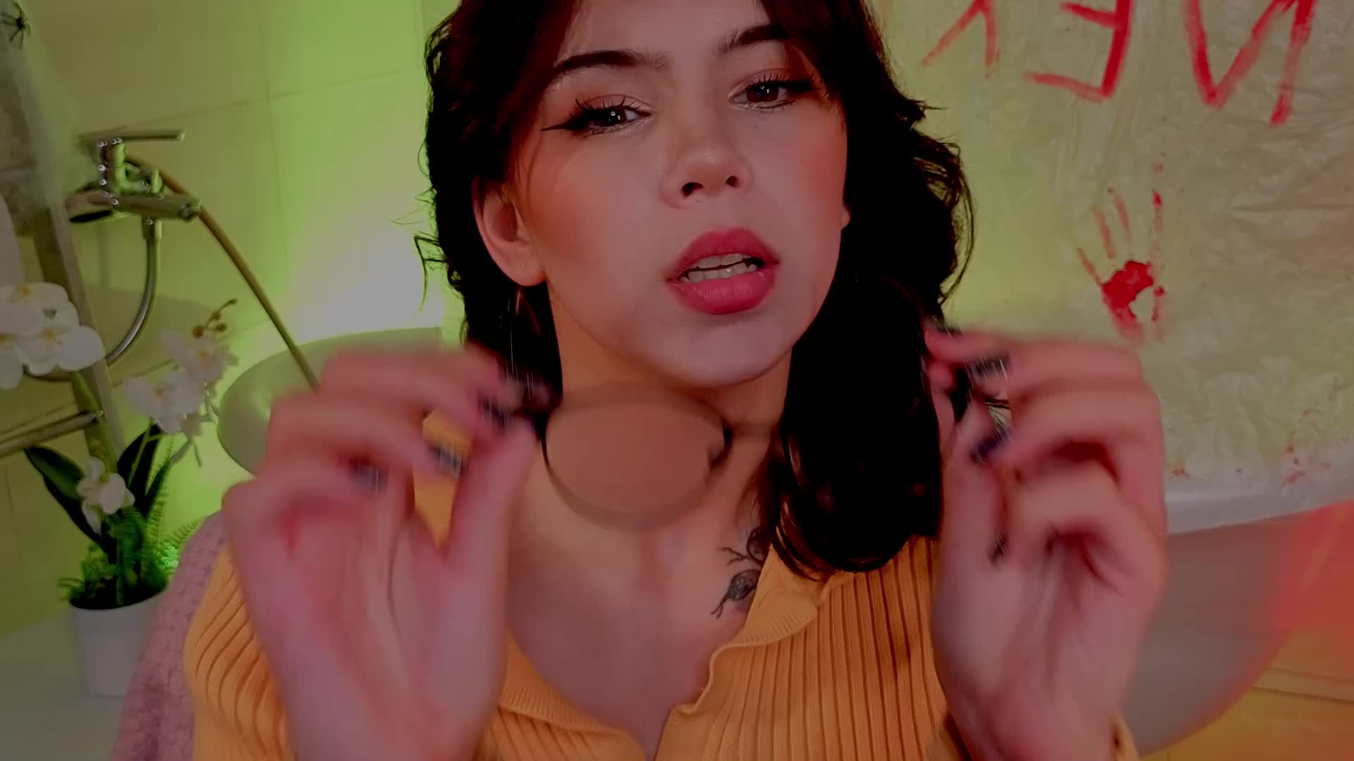 CoralineJones Cam Model Chat November 1, 2025