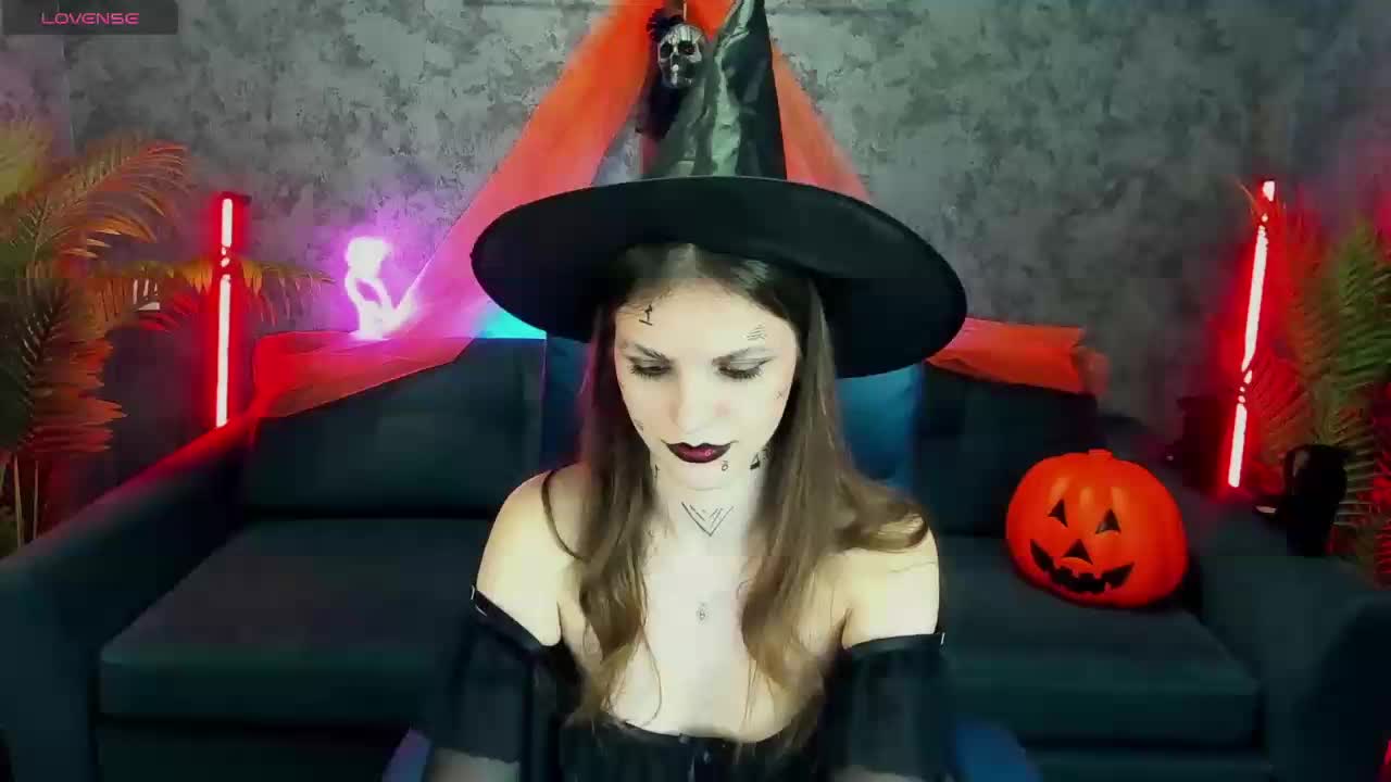 PussyOnLuck Cam Model Chat November 1, 2025