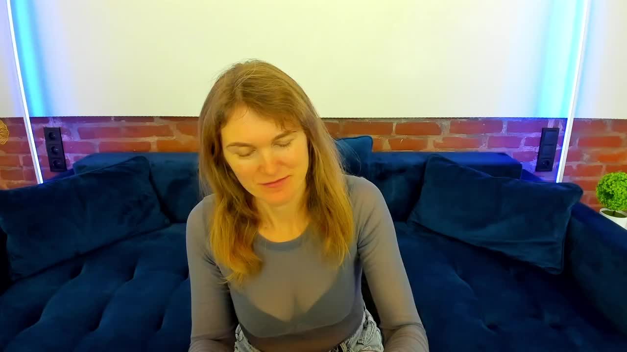 Annabel-xxx Cam Model Chat November 1, 2025