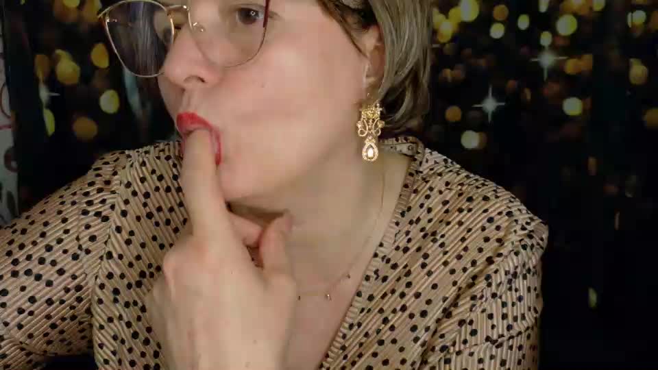 Golden_Lady Cam Model Chat November 1, 2025