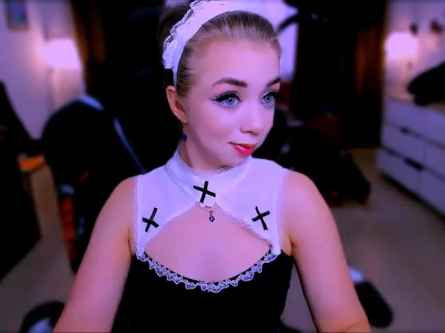 BabyNicole Cam Model Chat November 1, 2025