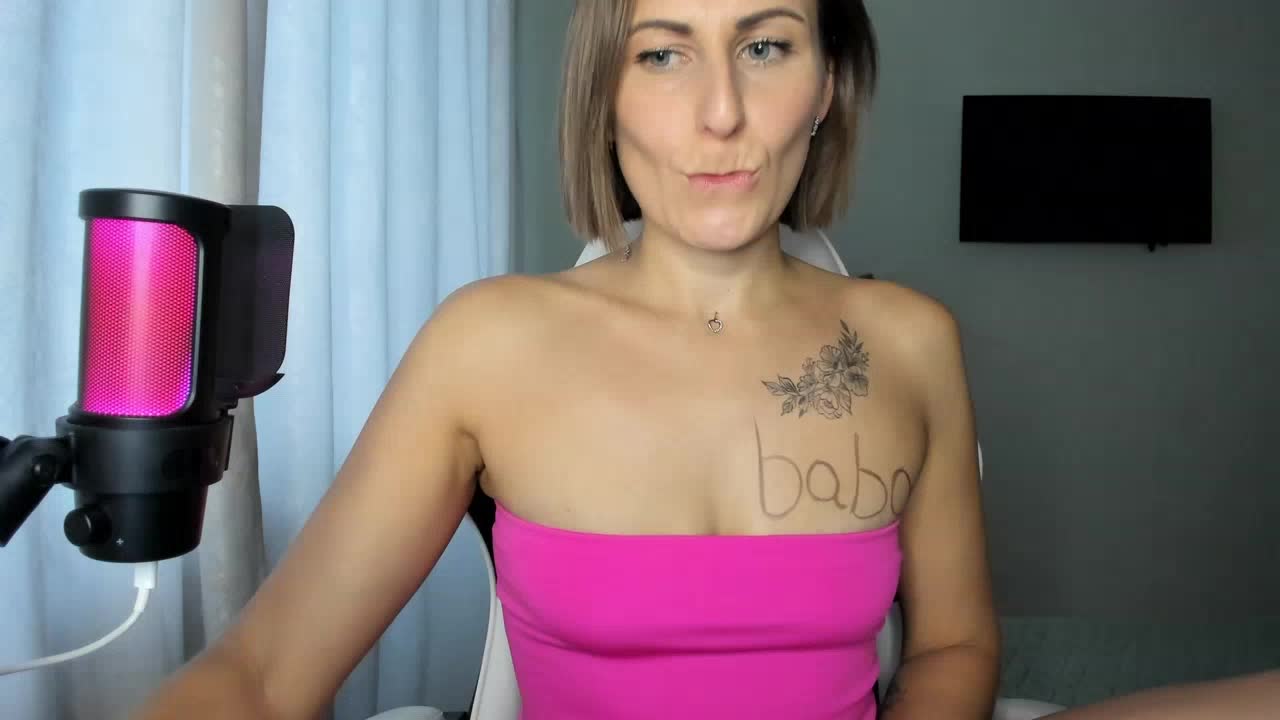 Kiza9 Cam Model Chat November 1, 2025