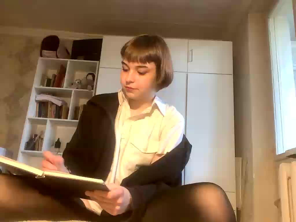 Piterskaya6 Cam Model Chat November 1, 2025