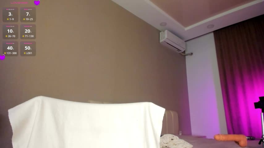 Clarity_Yumi Cam Model Chat November 1, 2025