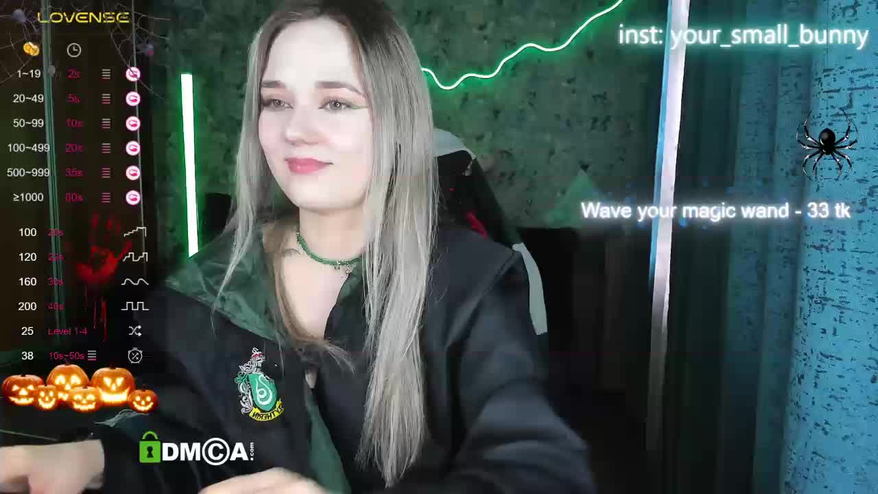 your-small-bunny Cam Model Chat November 1, 2025