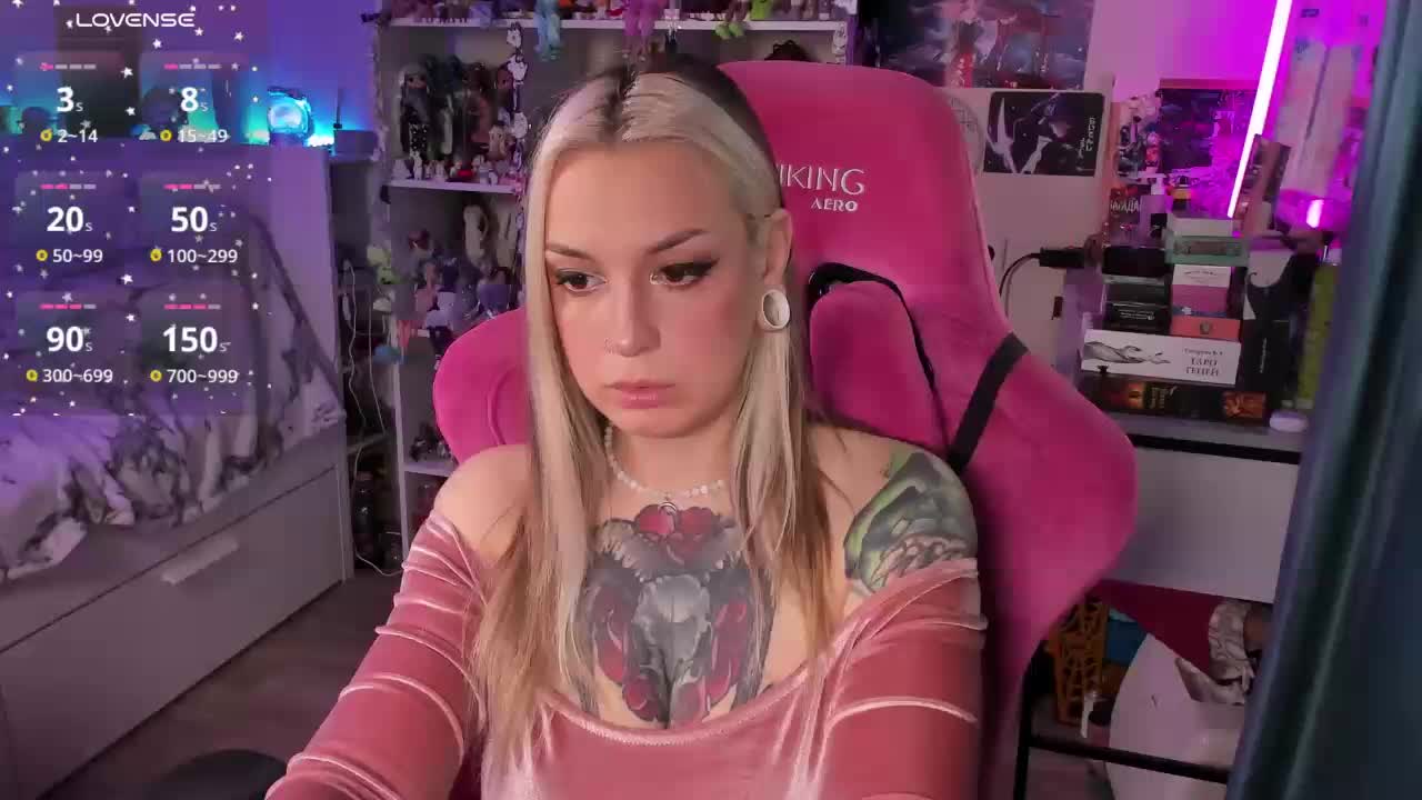 ChloeKohaku Cam Model Chat November 1, 2025