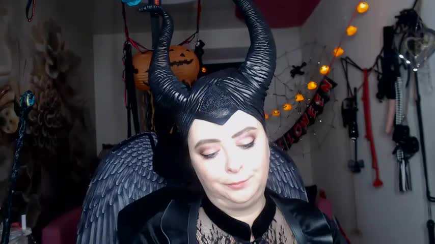 MISSwithDOLLS Cam Model Chat November 1, 2025