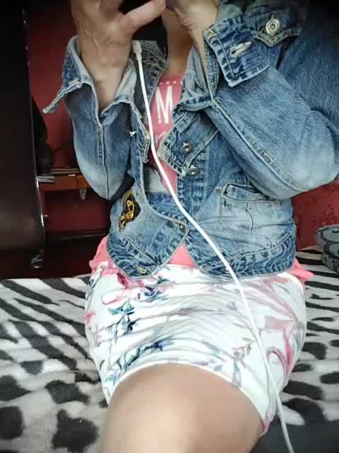 111_Sensuality_223 Cam Model Chat November 1, 2025