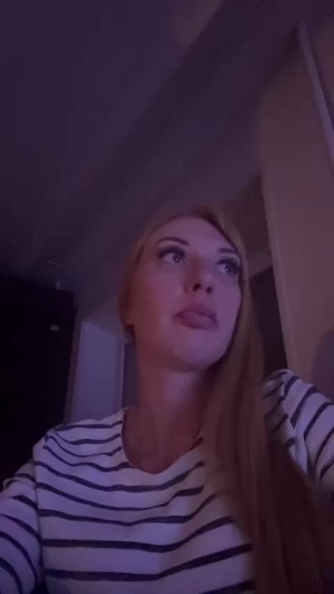 Anna181 Cam Model Chat November 1, 2025