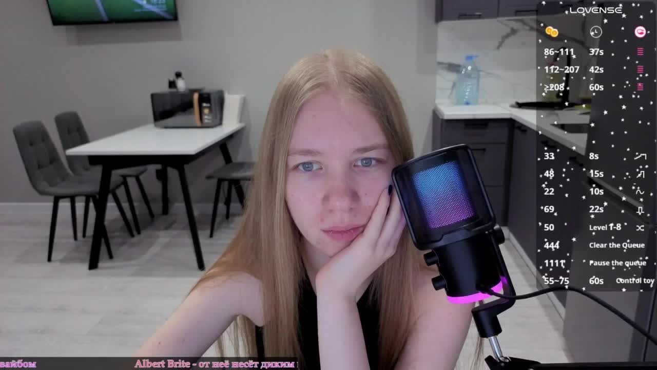 Vita-min-4ik Cam Model Chat November 1, 2025